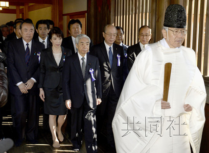 日阁僚参拜靖国神社搅动日韩关系美国促改善